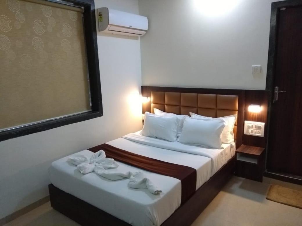 Fabhotel Galaxy Suite Mumbai Dış mekan fotoğraf